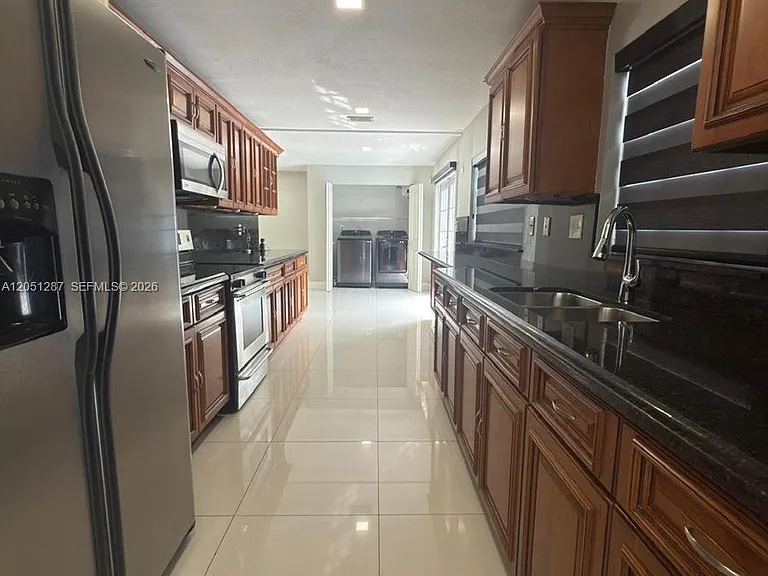 13231 SW 68th St — Photo 30