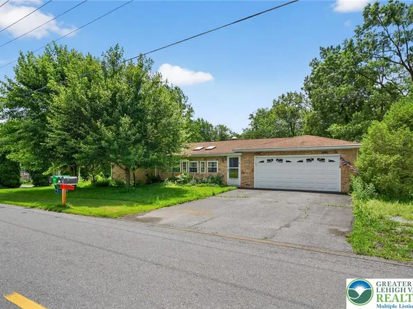 4157 Butternut Dr, Walnutport, PA 18088