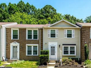 2033 Brooks Square Pl, Falls Church, VA 22043