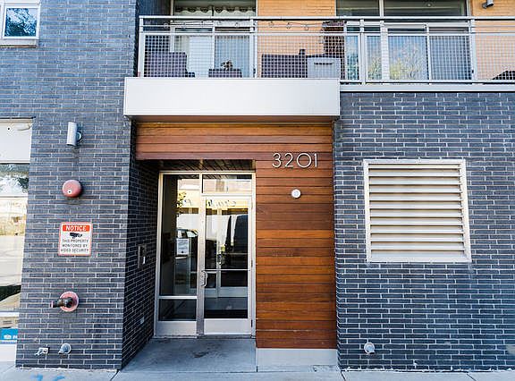 2nd image of 3201 W Leland Ave #28