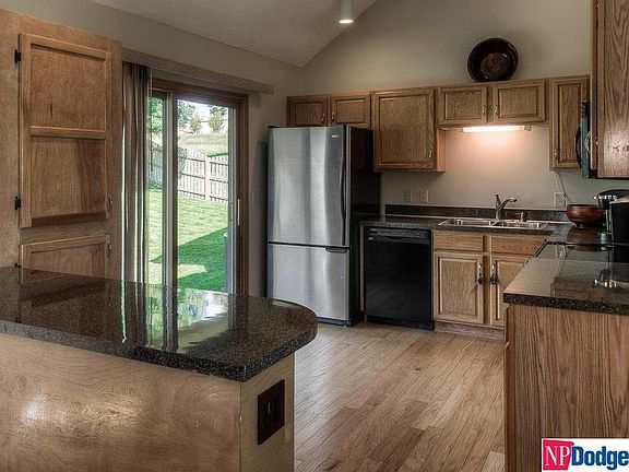 3rd image of 12975 Camden Ave