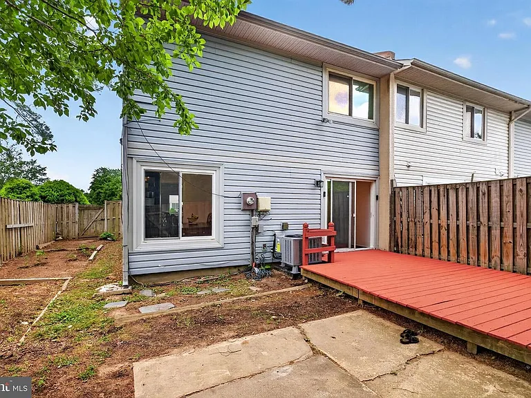 301 Reneau Way — Photo 7