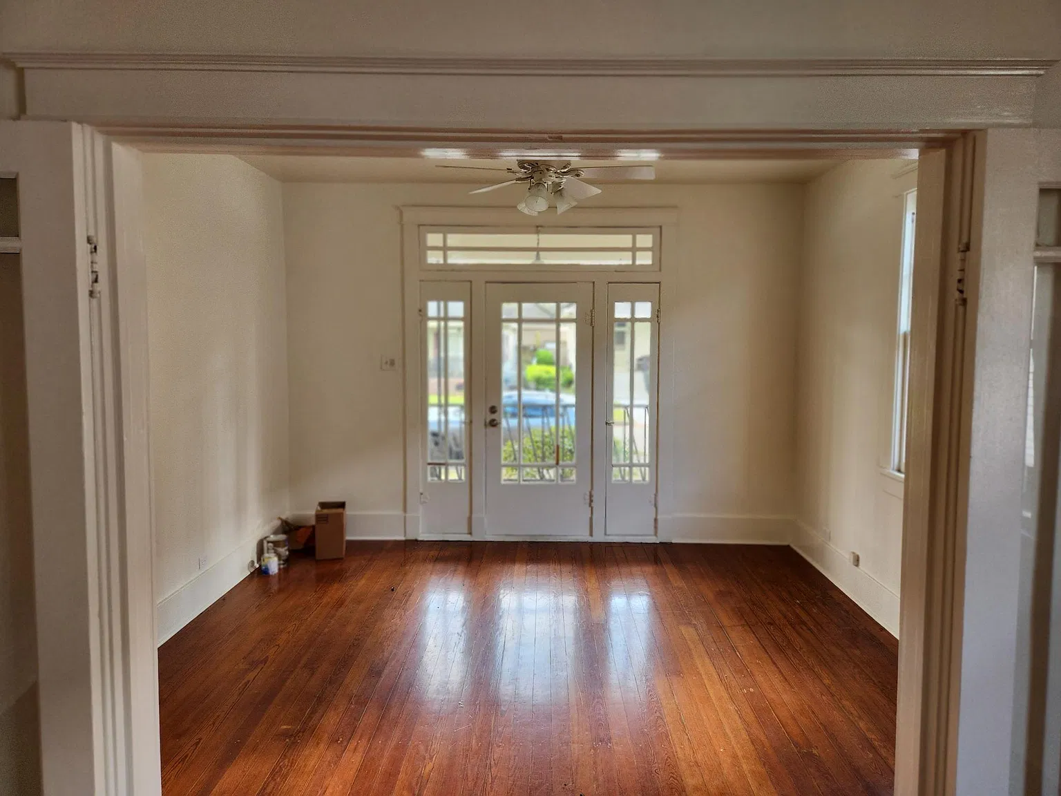 2 bed, 1100 sqft, $1,800 — Photo 2