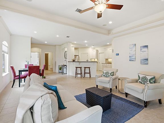 3rd image of 2613 Leila Ct