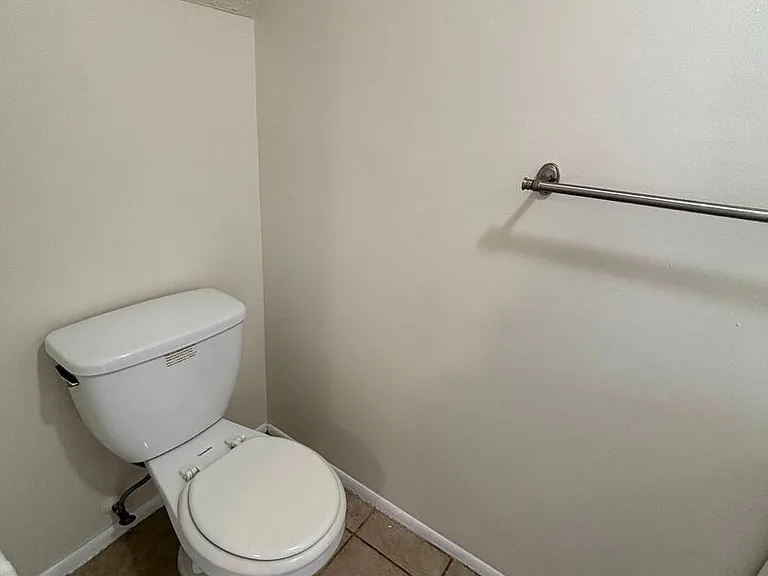 285 Sukoshi Dr #C — Photo 11