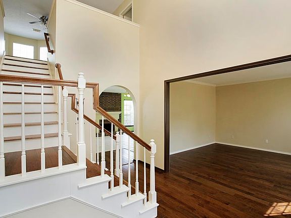 4th image of 13310 Clayton Hill Dr