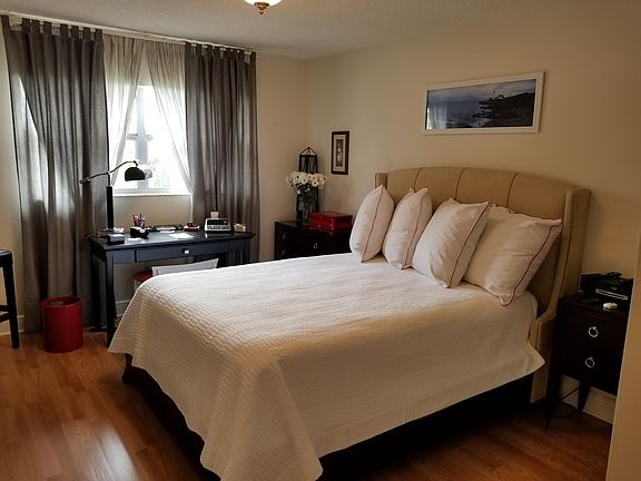 4th image of 3135 Shady Dell Ln APT 242