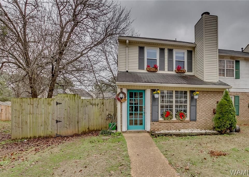 1st image of 1071 Fairfax Dr