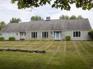 85 Ruskin Rd, East Aurora, NY 14052