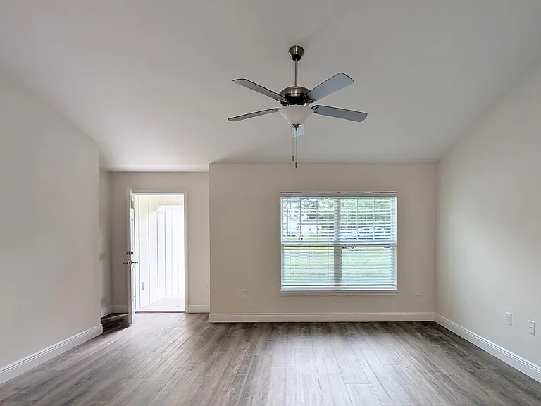 779 W Homeway Loop — Photo 10