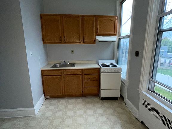 3rd image of 1220 Perkiomen Ave #3