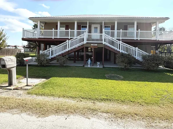 305 Rj Dr, Chauvin, LA 70344