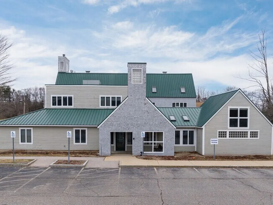 396 High St