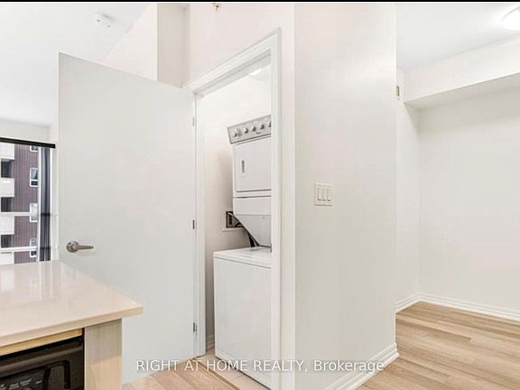 3rd image of 111 Worsley St #7