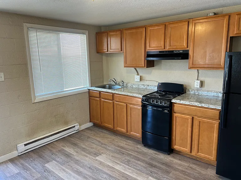 636 S Quitman St #10 — Photo 2