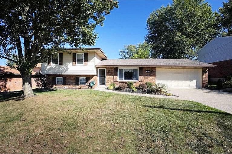 1st image of 5876 Coachmont Dr