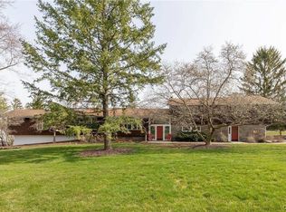 6797 Dutch Hill Rd, Fayetteville, NY 13066