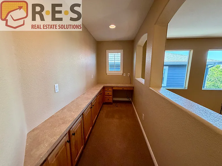 10761 Glengate Cir — Photo 10