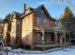 1936 S 33rd St, Omaha, NE 68105