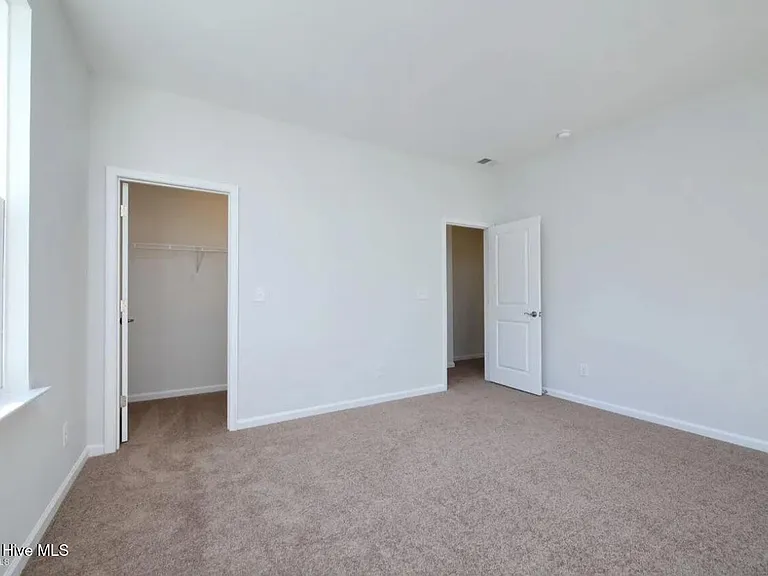 9103 Devaun Park Blvd — Photo 15