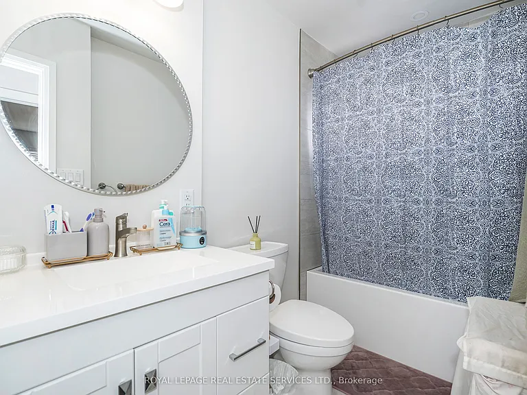 2637 Keele St E #9 — Photo 11