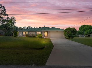 5940 NW Brenda Circle, Port Saint Lucie, FL 34986