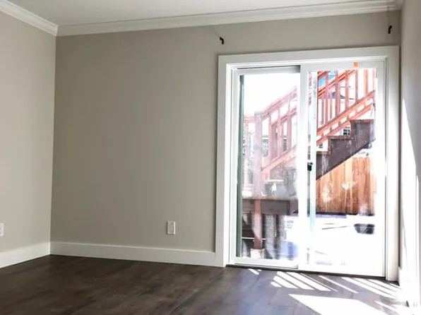 2339 12th Ave, San Francisco, CA 94116