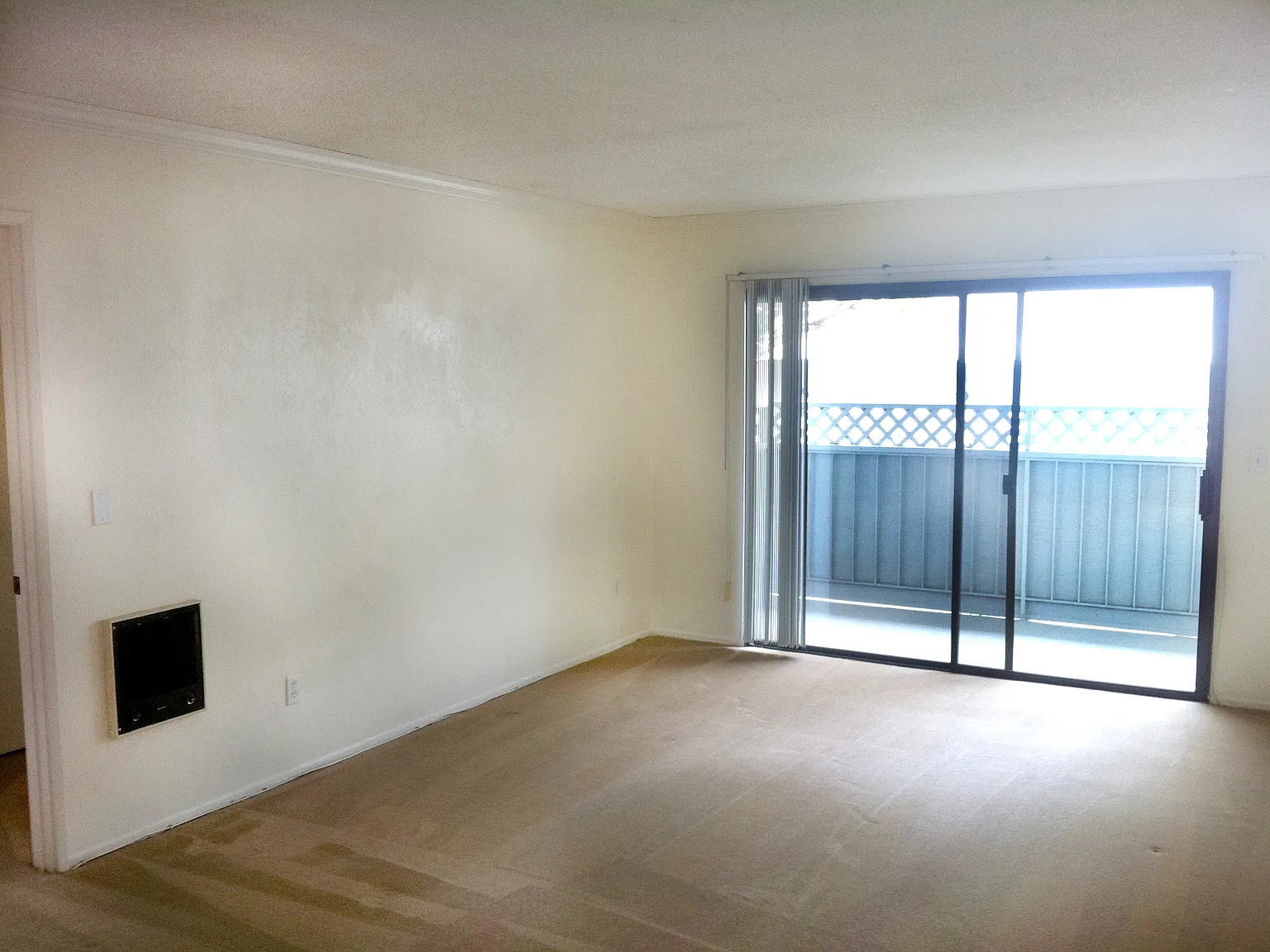 2 bed, 1050 sqft, $3,500 — Photo 2
