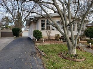 635 N Brainard Ave, La Grange Park, IL 60526