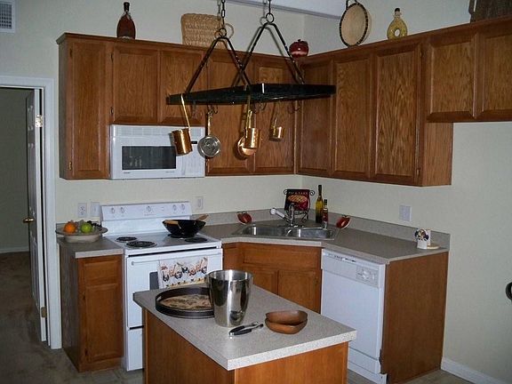 4th image of 9825 Topanga Canyon Blvd Unit 21