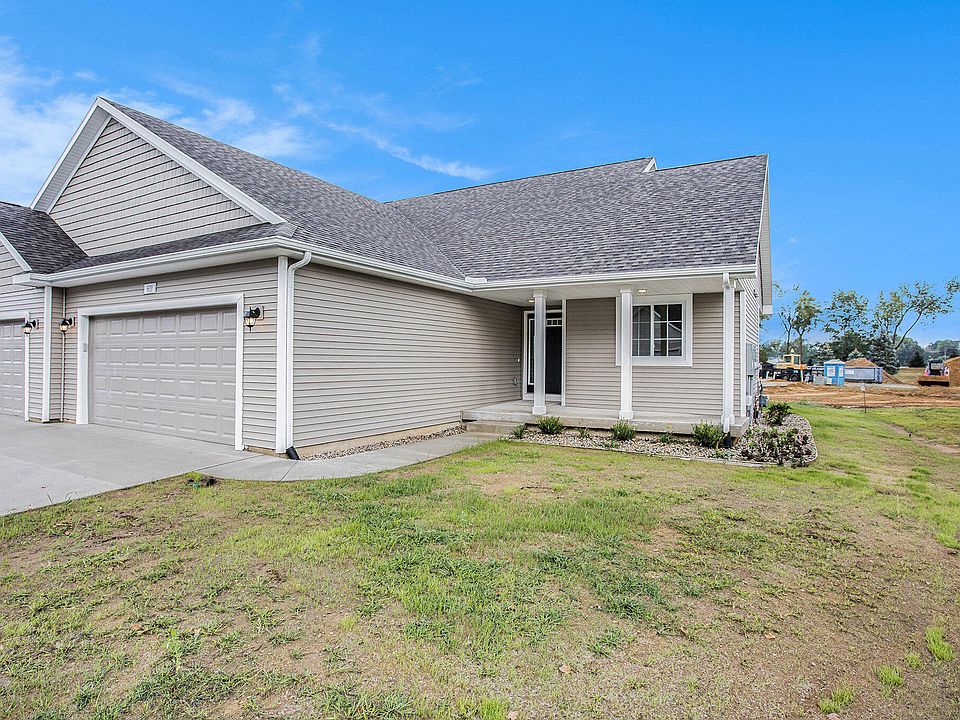 1st image of 494 McKinley Ct