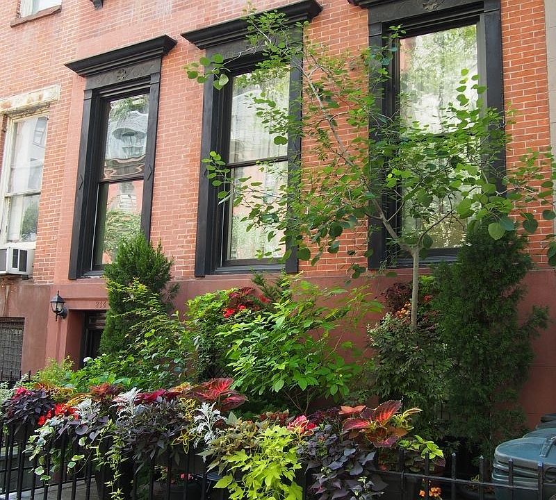 1st image of 314 W 22nd St APT 4