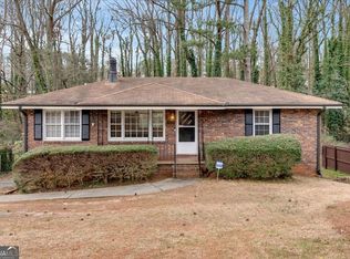 2344 Hollyridge Dr SW, Marietta, GA 30060
