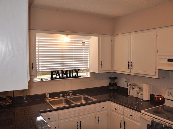 5th image of 3818 Inglewood Dr