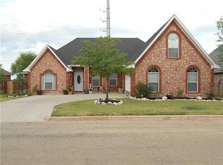 7917 Skyline Dr, Abilene, TX 79606