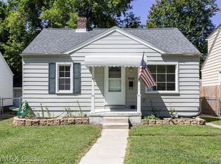 19425 Indian, Redford, MI 48240