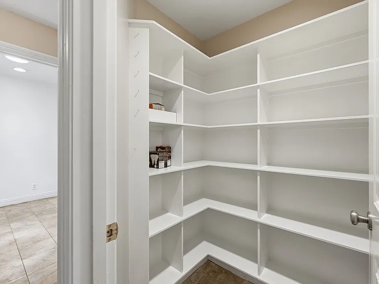 1585 Tecalote Dr — Photo 50