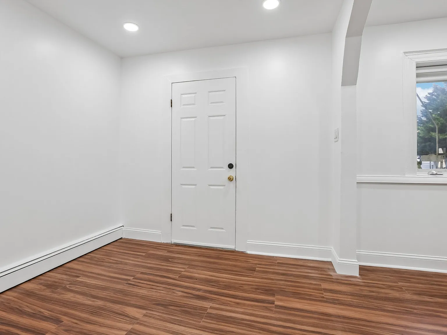2 bed, $1,950 — Photo 2
