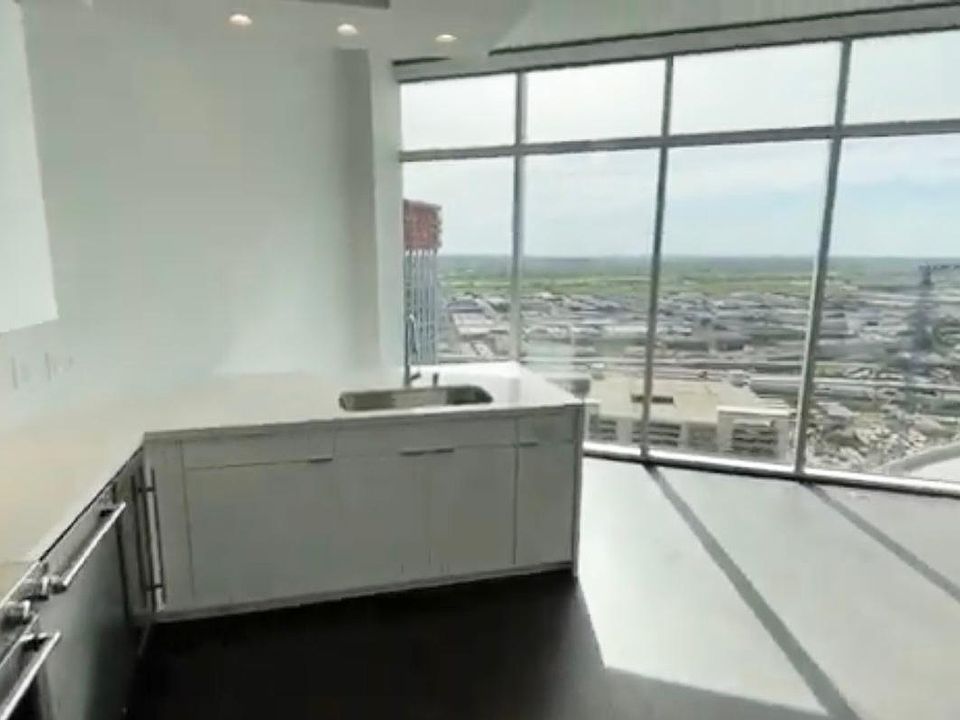 1st image of 2501 N Houston St #2702