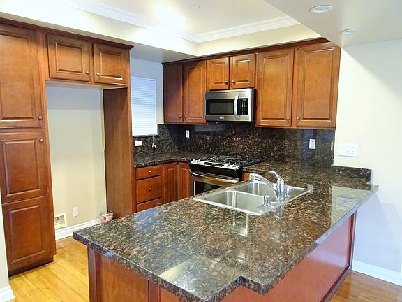 5th image of 5056 Laurel Canyon Blvd #107
