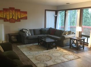 5250 Loch Leven Dr, Pollock Pines, CA 95726