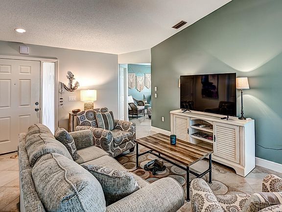 5th image of 130 Southampton Pl #360