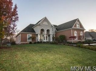 39 Wyndemere Dr, Vienna, WV 26105