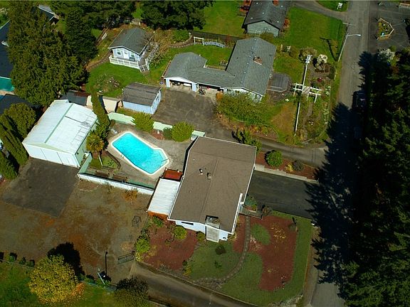 2nd image of 8831 Erie Ave NW