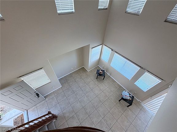 3rd image of 8166 Royal Lilly Ct