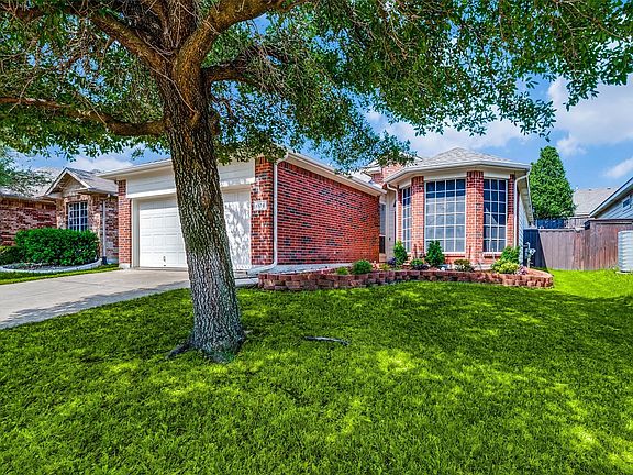2nd image of 1128 Fairweather Dr