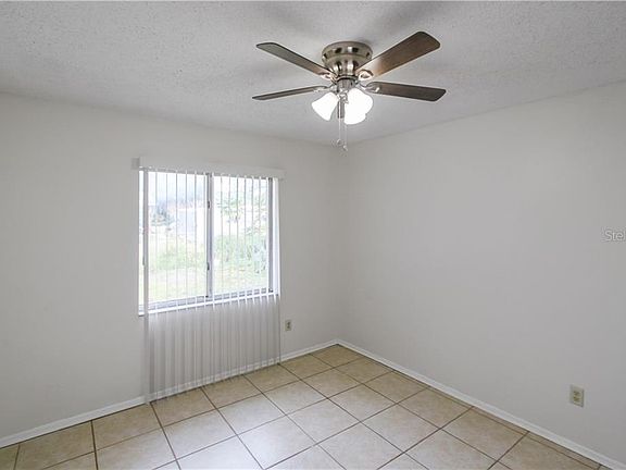 3rd image of 5943 W Amelia St