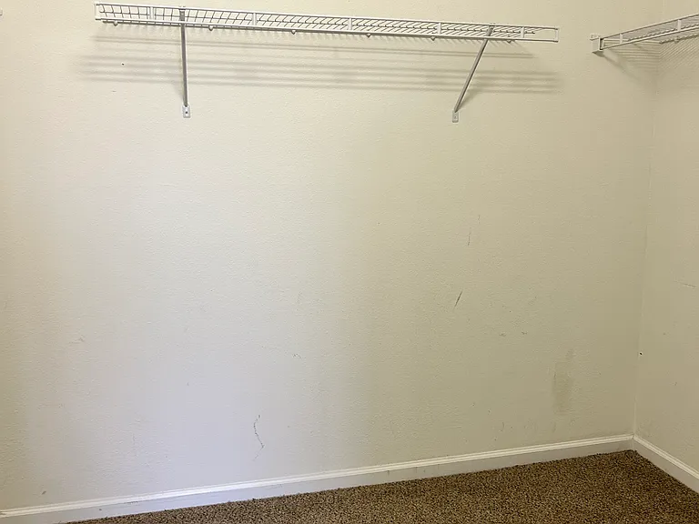 7801 Point Meadows Dr — Photo 22