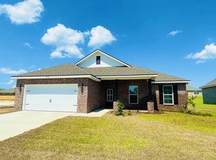4638 Jayhawk Dr, Crestview, FL 32539