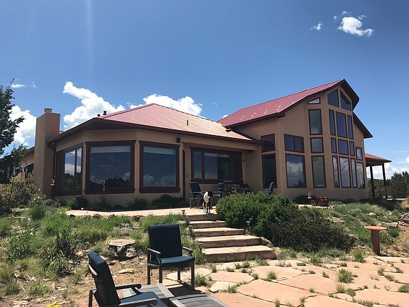 3rd image of 24 Canada Vista Dr